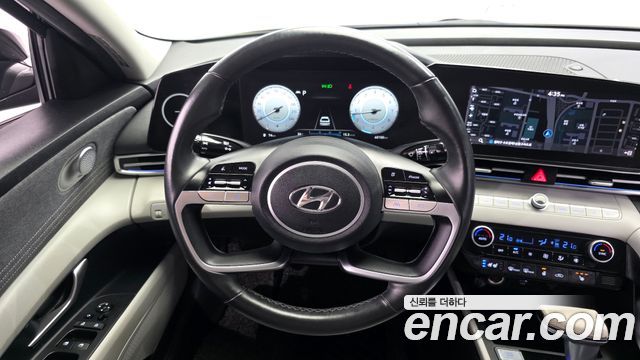 Hyundai AVANTE 2021 — photo 19