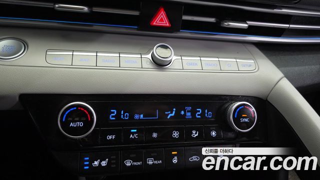 Hyundai AVANTE 2021 — photo 24
