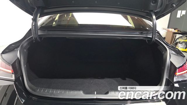 Hyundai AVANTE 2021 — photo 26