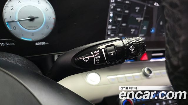 Hyundai AVANTE 2021 — photo 28