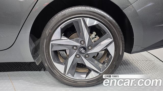 Hyundai AVANTE 2022 — photo 7