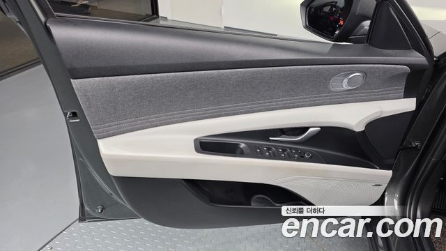 Hyundai AVANTE 2022 — photo 14