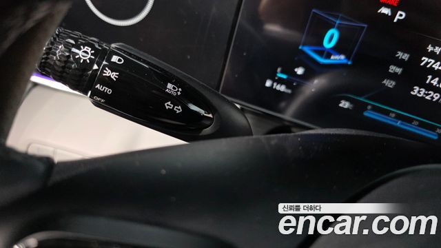 Hyundai AVANTE 2022 — photo 27