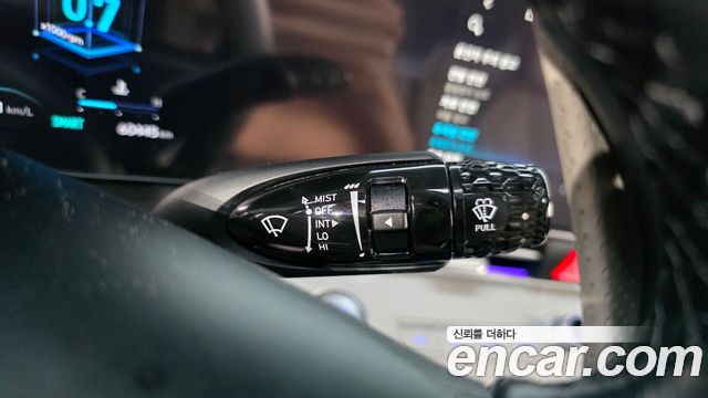 Hyundai AVANTE 2022 — photo 28