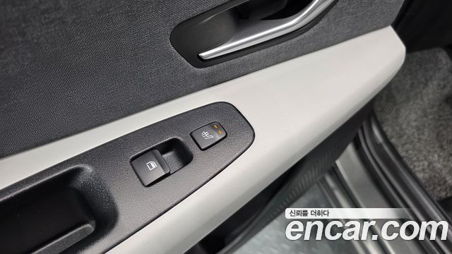 Hyundai AVANTE 2022 — photo 29