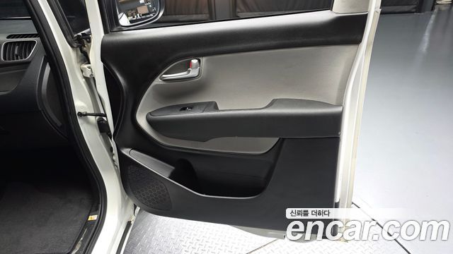 Kia RAY 2022 — photo 15