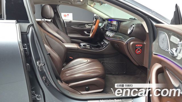 Mercedes-Benz CLS-Class 2019 — photo 17