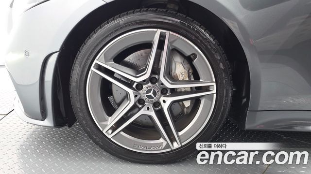 Mercedes-Benz CLS-Class 2019 — photo 7