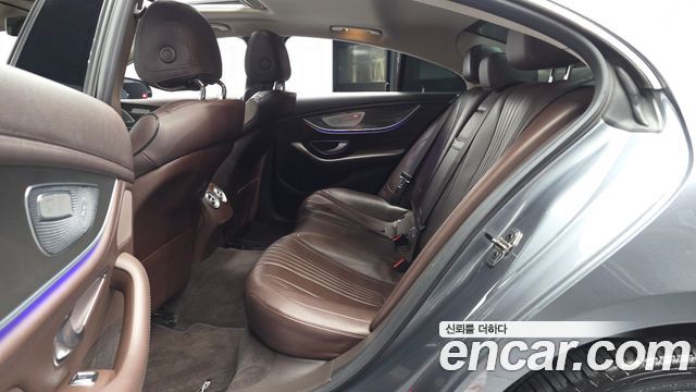 Mercedes-Benz CLS-Class 2019 — photo 16