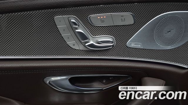 Mercedes-Benz CLS-Class 2019 — photo 31