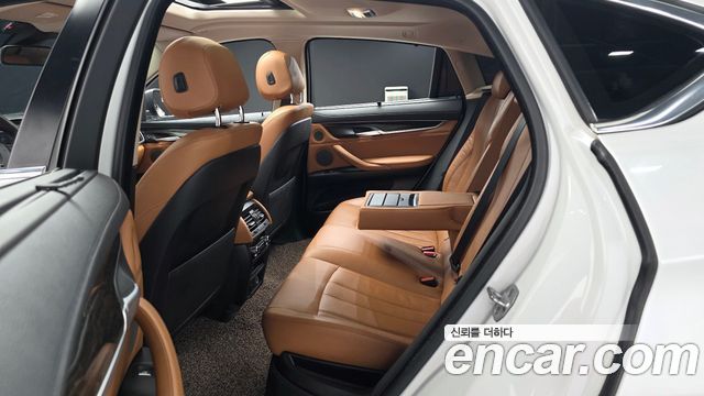 BMW X6 2018 — photo 12
