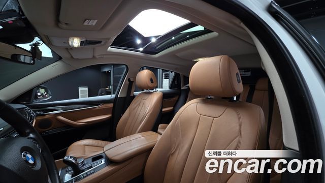 BMW X6 2018 — photo 17