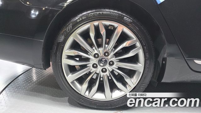 Kia K7 2020 — photo 5