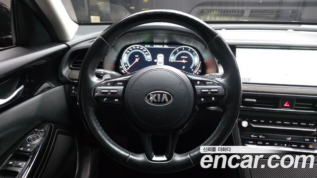 Kia K7 2020 — photo 19