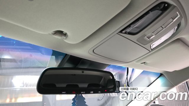 Kia K7 2020 — photo 23