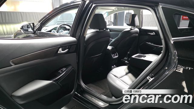 Kia K7 2020 — photo 16