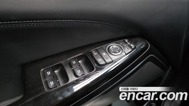 Kia K7 2020 — photo 27