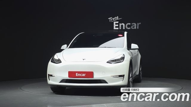 Tesla Model Y 2021 — photo 3