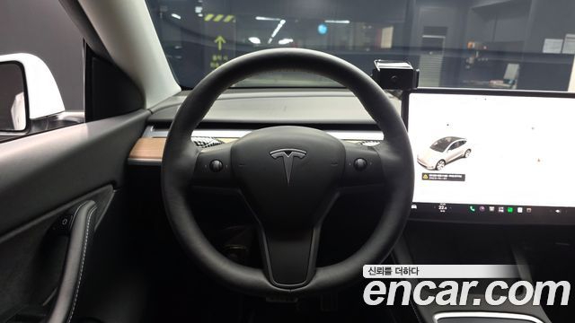Tesla Model Y 2021 — photo 19