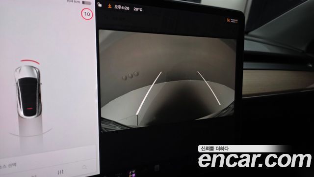 Tesla Model Y 2021 — photo 21