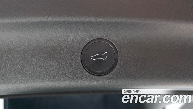 Tesla Model Y 2021 — photo 30