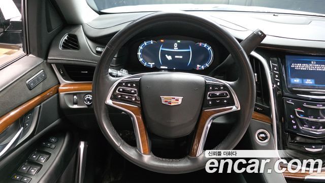 Cadillac Escalade 2020 — photo 19