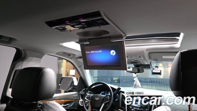 Cadillac Escalade 2020 — photo 24