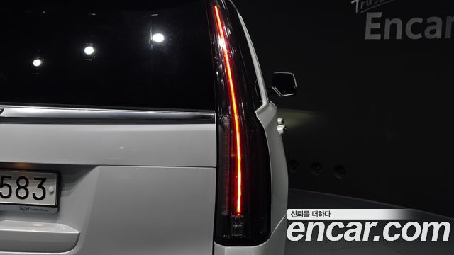Cadillac Escalade 2020 — photo 9