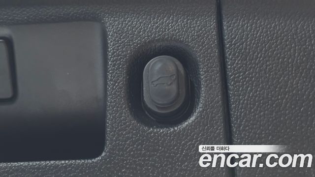 Cadillac Escalade 2020 — photo 32