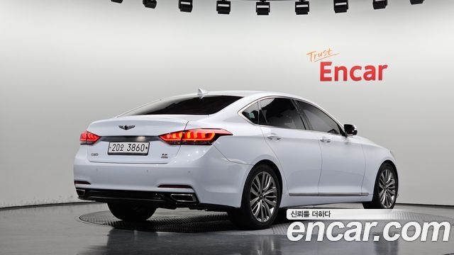 Genesis G80 2017 — photo 2