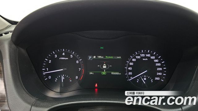 Genesis G80 2017 — photo 11
