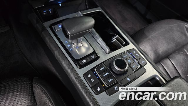 Genesis G80 2017 — photo 12