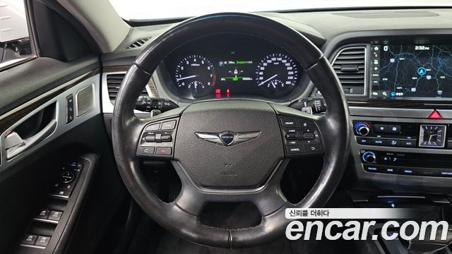 Genesis G80 2017 — photo 20