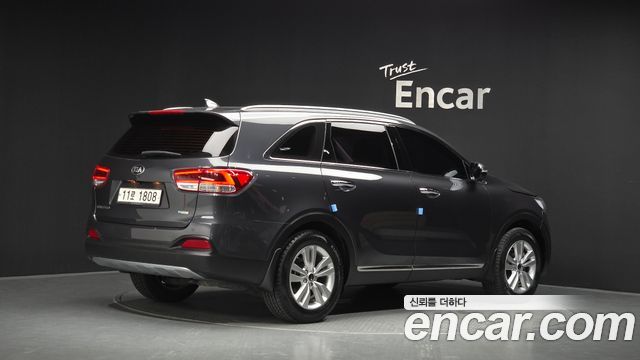 Kia Sorento 2015 — photo 2