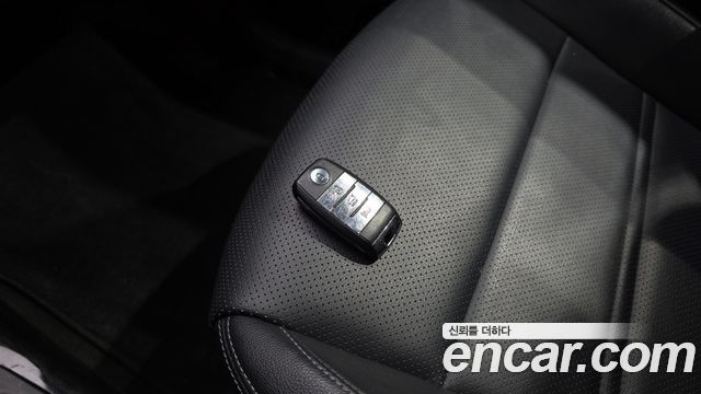 Kia Sorento 2015 — photo 31