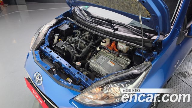 Toyota Prius 2019 — photo 6