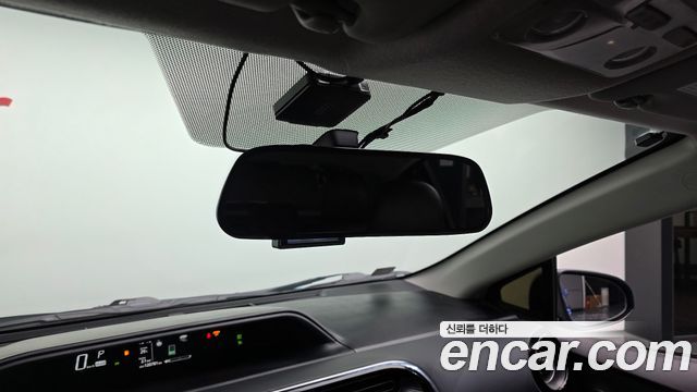 Toyota Prius 2019 — photo 19