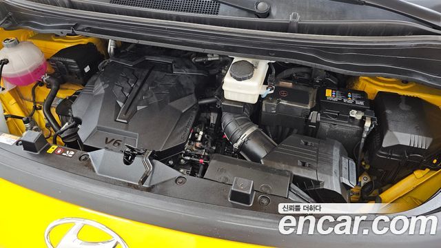 Hyundai Staria 2022 — photo 6