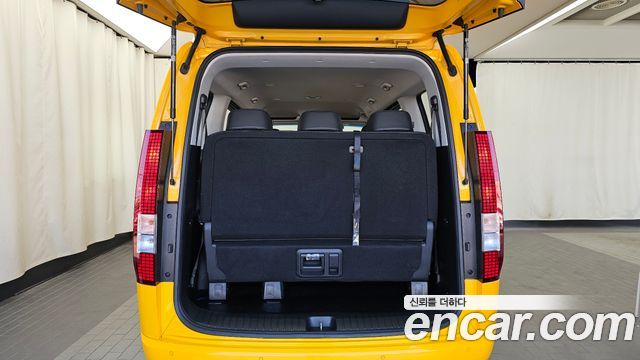 Hyundai Staria 2022 — photo 26