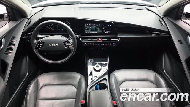 Kia Niro 2023 — photo 10