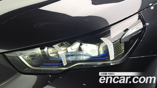 BMW 5-Series 2024 — photo 8
