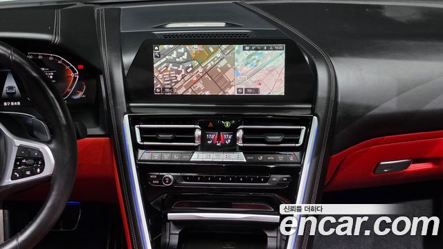 BMW 8-Series 2021 — photo 20