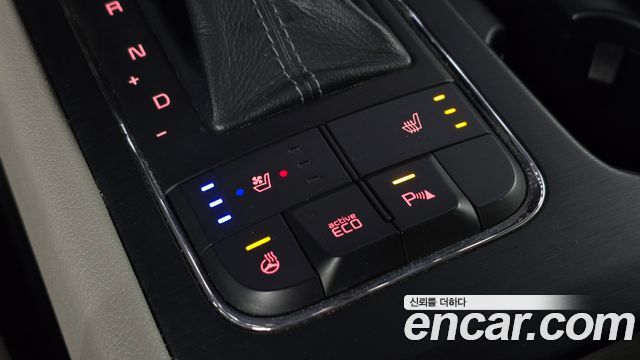 Kia Canival 2017 — photo 23