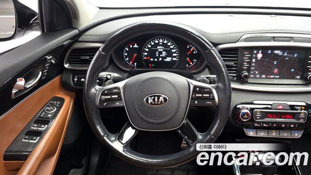 Kia Sorento 2018 — photo 19