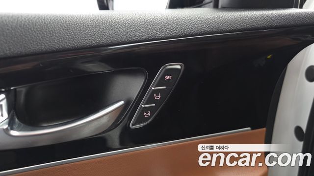 Kia Sorento 2018 — photo 25