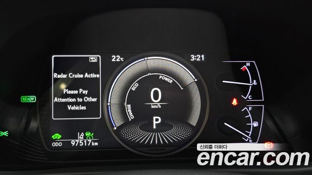 Lexus UX 2019 — photo 11