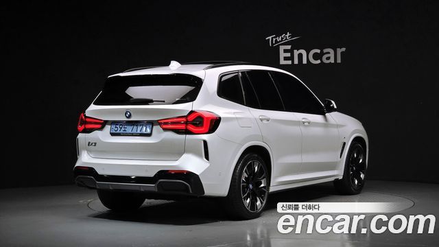 BMW iX3 2023 — photo 2