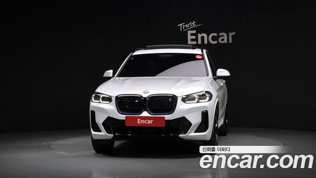 BMW iX3 2023 — photo 3