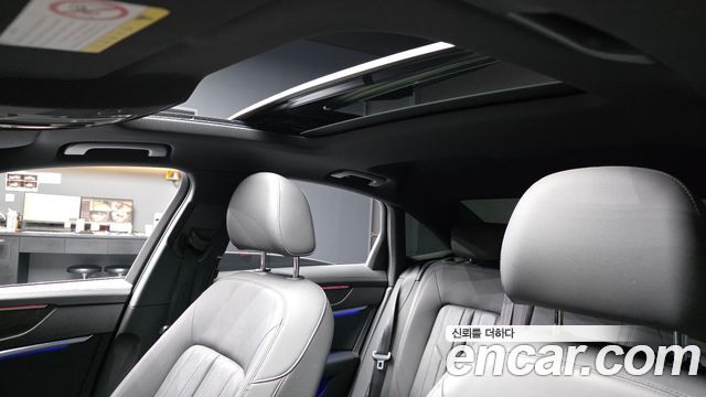 Audi A6 2020 — photo 25