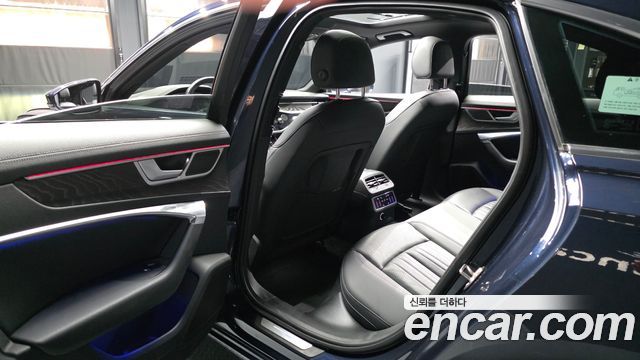 Audi A6 2020 — photo 16